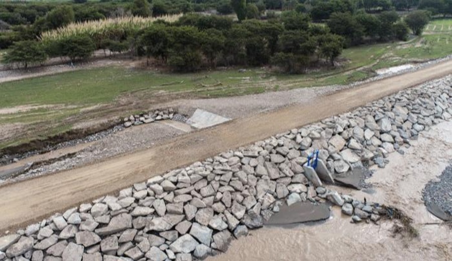 Gobierno implementa sistema de protección para el control de desbordes e inundaciones en el río Pisco