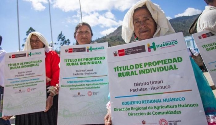 Gobierno entregó más de 42 mil títulos de propiedad rural en 10 regiones del país