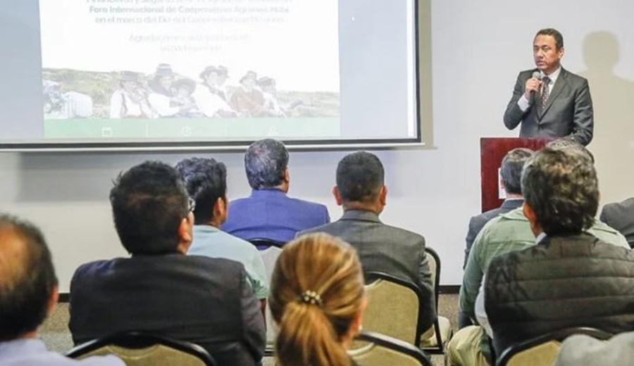 Ministro Angel Manero clausuró I Foro Internacional de Cooperativas Agrarias