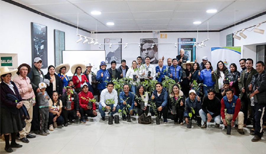 Gobierno Regional La Libertad brinda charla a los agricultores de Huamachuco para potenciar el desarrollo agropecuario