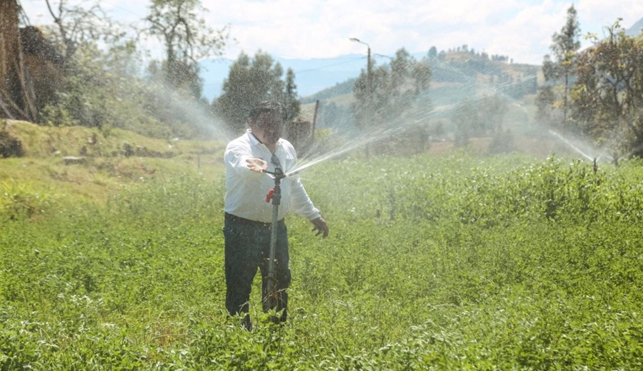 Proyectos estratégicos transformarán la agricultura en Apurímac 881 familias productoras se beneficiarán con infraestructura de riego