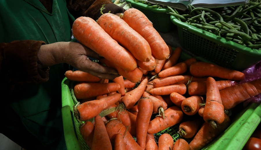 Hoy en los mercados mayoristas hay ofertas en zanahoria, papa, arveja, plátano, uva, granadilla y otros